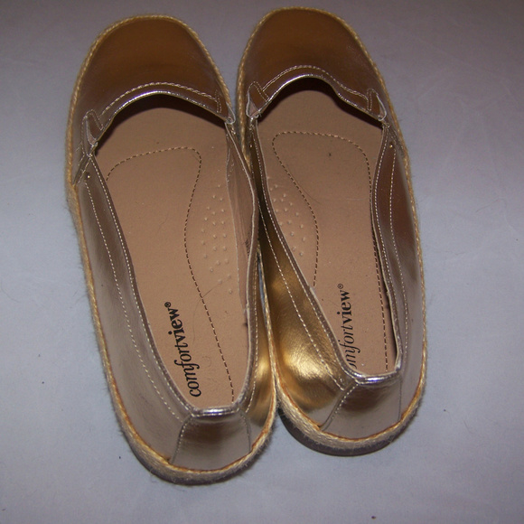 Comfortview Gold Flats (loafers) - Picture 3 of 8